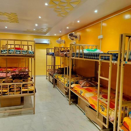 Auberge de jeunesse Sri Durga Jatri Nibasa à Brahmapur Extérieur photo